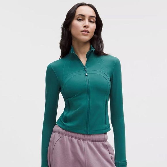 LULU Solid Short Set - Picture 3 of 8